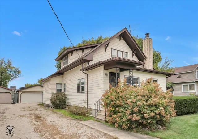 Photo 1 of Single family home for sale at 240 E Genessee St, Leland, IL 60531 | MLS# 12788699 | Listing updated on 2026-10-22