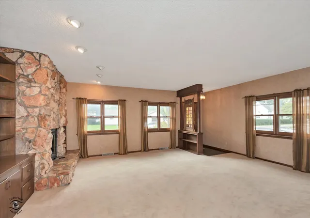 Photo 4 of Single family home for sale at 240 E Genessee St, Leland, IL 60531 | MLS# 12788699 | Listing updated on 2026-10-22