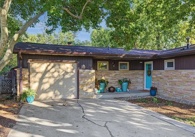 Photo 1 of Single family home for sale at 808 S Fair St, Champaign, IL 61821 | MLS# 12788715 | Listing updated on 2026-10-28
