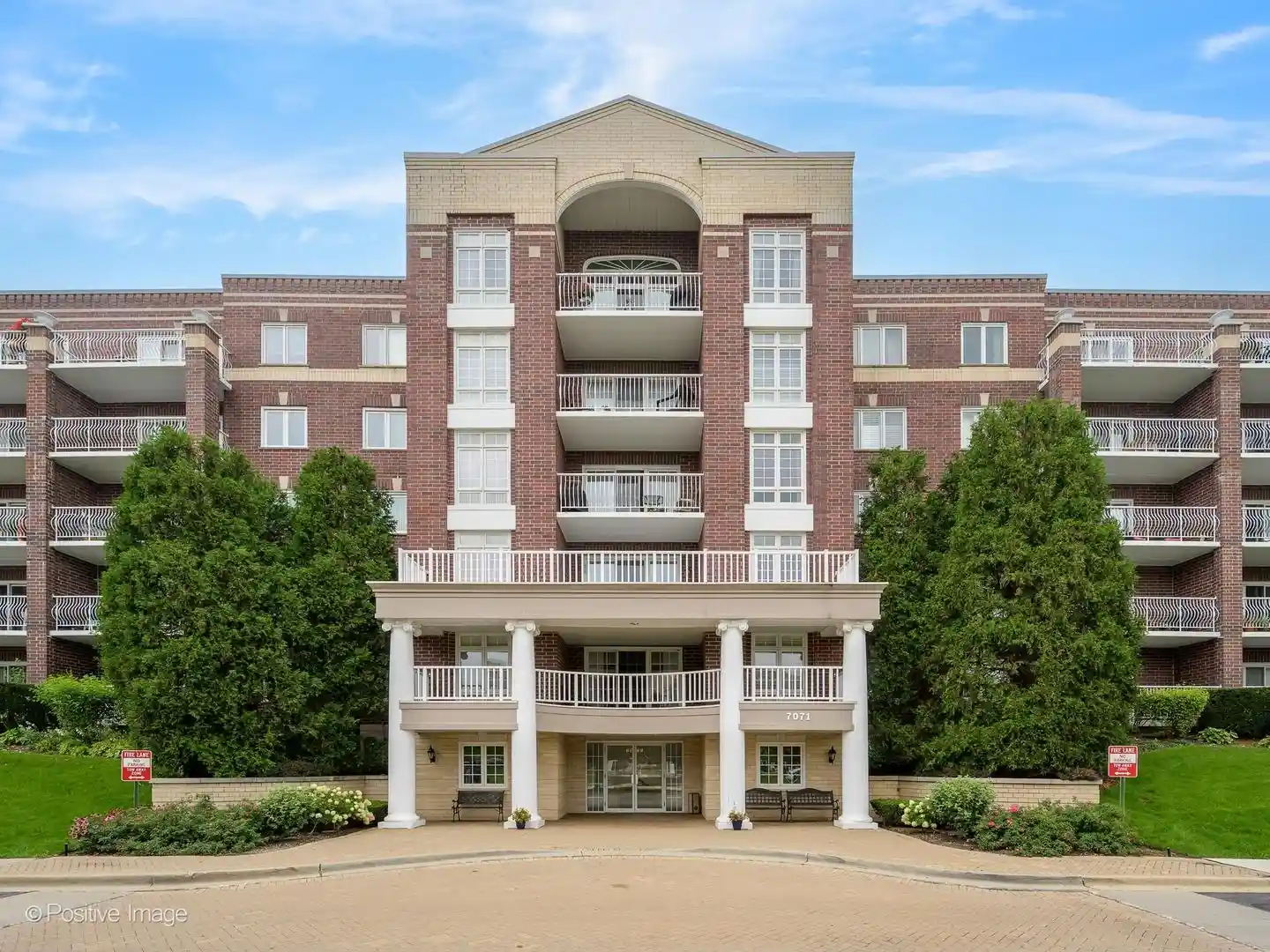 Listing Photo 1 - Condo for sale in 7071 W Touhy Ave located at 7071 W Touhy Ave, Niles, IL 60714 - Unit #408