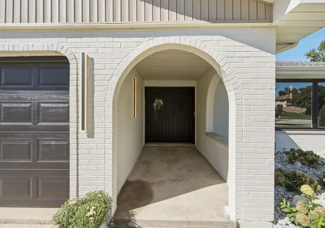 Photo 1 of Single family home for sale at 14216 Trenton Ave, Orland Park, IL 60462 | MLS# 12788720 | Listing updated on 2026-10-28