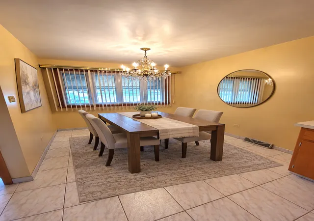 Photo 3 of Single family home for sale at 8629 Laramie Ave, Burbank, IL 60459 | MLS# 12788724 | Listing updated on 2026-10-20