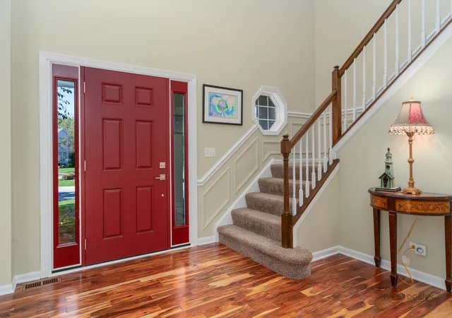 Photo 3 of Single family home for sale at 14241 Oakwood Ct, Libertyville, IL 60048 | MLS# 12788736 | Listing updated on 2026-10-21