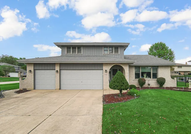 Single family home for sale at 13340 Atlantic Dr, Homer Glen, IL 60491 | MLS# 12788791