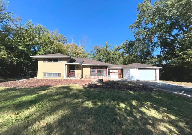 Single family home for sale at 3108 Lexington Dr, Hazel Crest, IL 60429 | MLS# 12788807