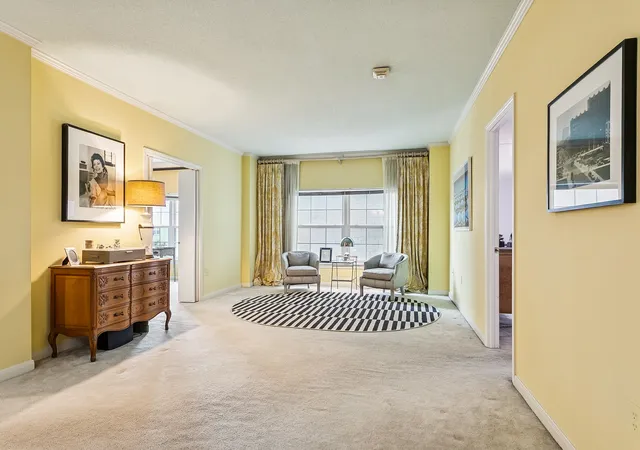 Listing Photo 1 - Condo for sale in building located at 1750Th St Charles Ave, New Orleans, LA 70130 - Unit #506