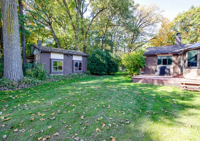 Photo 2 of Single family home for sale at 29w601 Waynewood Dr, West Chicago, IL 60185 | MLS# 12788830 | Listing updated on 2026-10-29