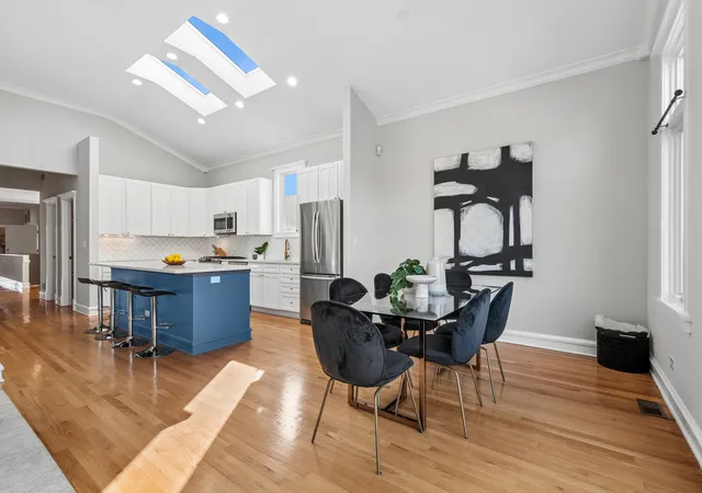Photo 4 of Condo for sale at 2842 N Burling St #4, Chicago, IL 60657 | MLS# 12788910 | Listing updated on 2026-10-29