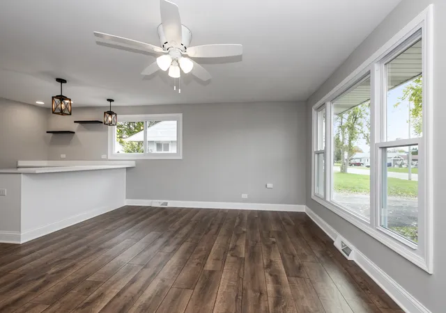 Photo 4 of Townhouse for sale at 4332 W 87th Place, Hometown, IL 60456 | MLS# 12788916 | Listing updated on 2026-10-27
