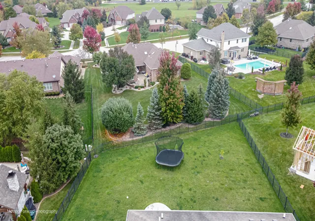 Photo 3 of Single family home for sale at 10614 Shilling Rd, Frankfort, IL 60423 | MLS# 12788926 | Listing updated on 2026-10-22