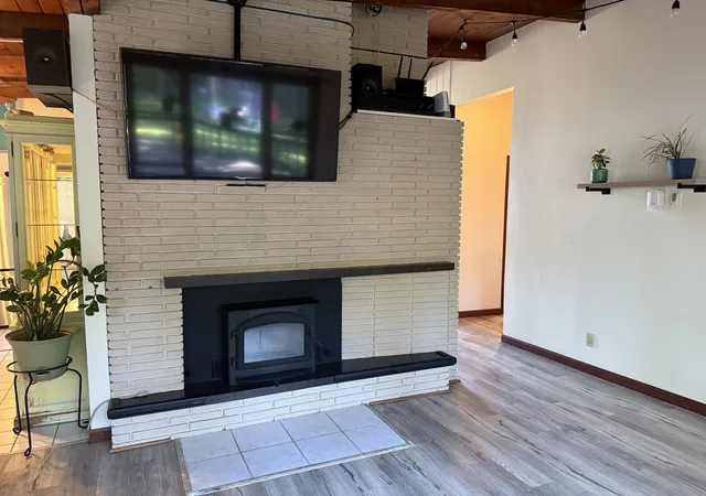 Photo 1 of Single family home for sale at 318 Brown St, Wauconda, IL 60084 | MLS# 12788934 | Listing updated on 2026-10-22