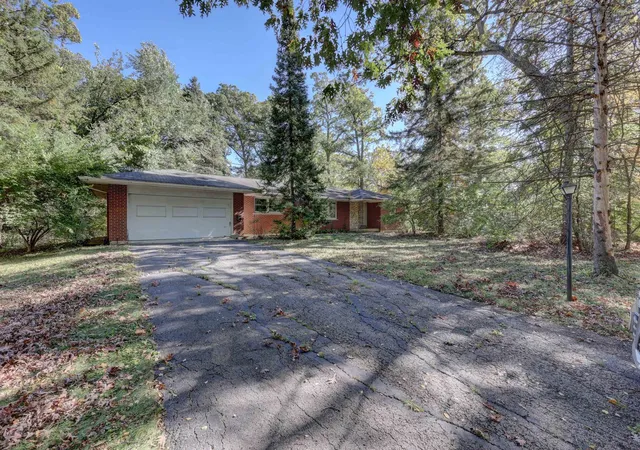 Photo 2 of Single family home for sale at 5n341 Cuyahoga Ter, Bartlett, IL 60103 | MLS# 12788953 | Listing updated on 2026-10-22