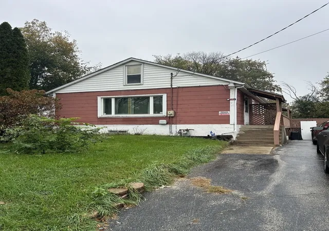 Single family home for sale at 502 S Pierpont Ave, Rockford, IL 61102 | MLS# 12788959