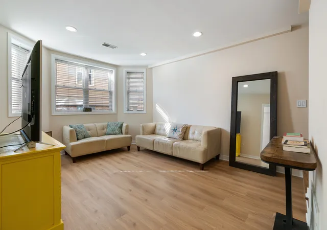 Photo 4 of Condo for sale at 1655 N Fairfield Ave #102, Chicago, IL 60647 | MLS# 12788968 | Listing updated on 2026-10-20