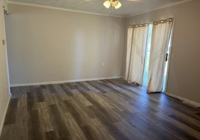 Photo 4 of Single family home for sale at 109 Douglas St, Putnam, IL 61560 | MLS# 12788974 | Listing updated on 2026-10-22