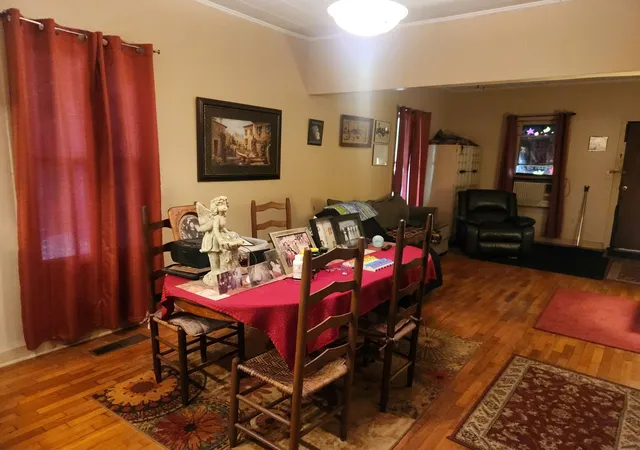 Photo 2 of Single family home for sale at 482 N Howard St, Duquoin, IL 62832 | MLS# 12789011 | Listing updated on 2026-10-20