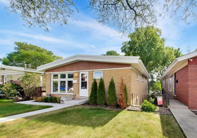 Photo 3 of Single family home for sale at 9039 Niles Ctr Rd, Skokie, IL 60076 | MLS# 12789012 | Listing updated on 2026-10-20