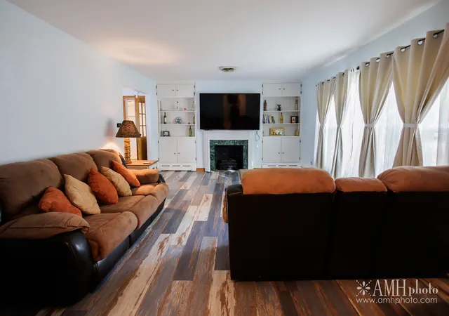 Photo 3 of Single family home for sale at 1495 W Calista St, Kankakee, IL 60901 | MLS# 12789013 | Listing updated on 2026-10-20