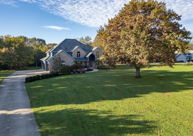 Photo 3 of Single family home for sale at 608 Bryant Cir Dr, Princeton, IL 61356 | MLS# 12789017 | Listing updated on 2026-10-21