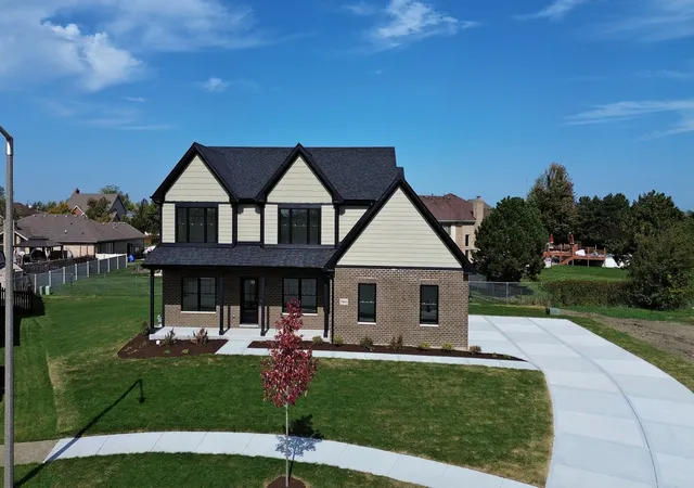 Photo 1 of Single family home for sale at 19601 S Edinburgh Ct, Frankfort, IL 60423 | MLS# 12789019 | Listing updated on 2026-10-28