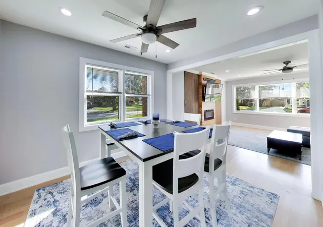 Photo 3 of Single family home for sale at 44 Cranbrook Dr, Des Plaines, IL 60016 | MLS# 12789034 | Listing updated on 2026-10-27
