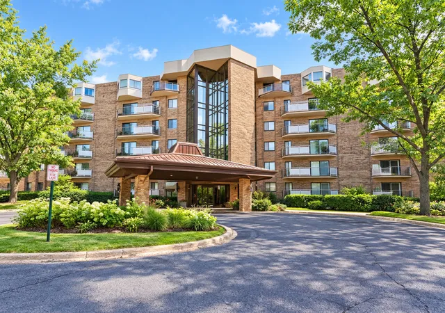 Condo for sale at 1243 E Baldwin Ln #511, Palatine, IL 60074 | MLS# 12789039