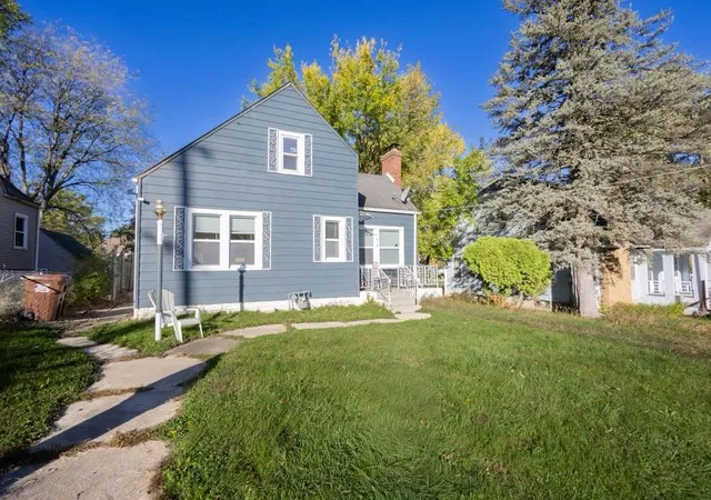 Photo 1 of Single family home for sale at 718 N Central Ave, Rockford, IL 61101 | MLS# 12789061 | Listing updated on 2026-10-20