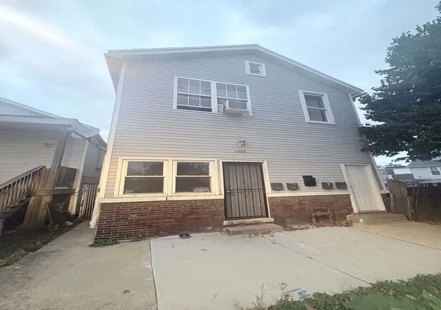 Photo 1 of Multi family home for sale at 1044 W 48th Street, Chicago, IL 60609 | MLS# 12789063 | Listing updated on 2026-10-22