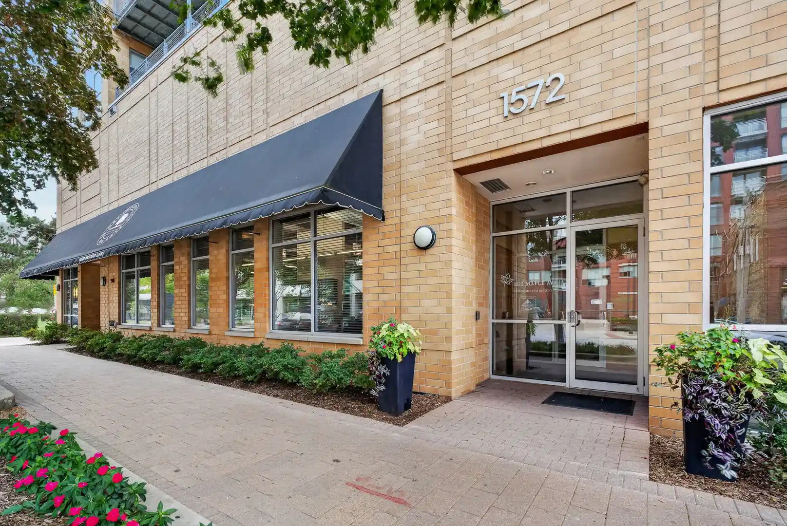 Listing Photo 1 - Condo for sale in 1572 Maple Ave located at 1572 Maple Ave, Evanston, IL 60201 - Unit #406