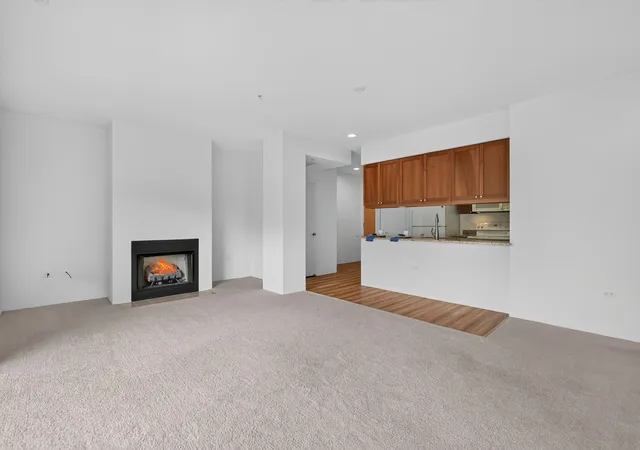 Photo 2 of Condo for sale at 1572 Maple Ave #406, Evanston, IL 60201 | MLS# 12789104 | Listing updated on 2026-10-20