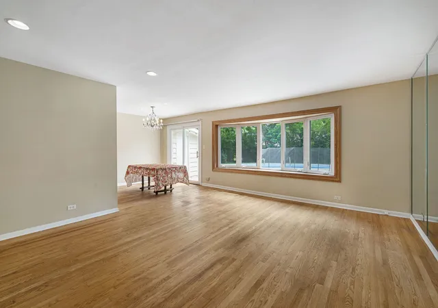 Photo 2 of Single family home for sale at 146 Millbrook Ln, Wilmette, IL 60091 | MLS# 12789123 | Listing updated on 2026-10-23
