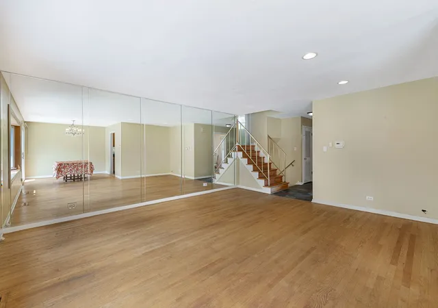 Photo 3 of Single family home for sale at 146 Millbrook Ln, Wilmette, IL 60091 | MLS# 12789123 | Listing updated on 2026-10-23