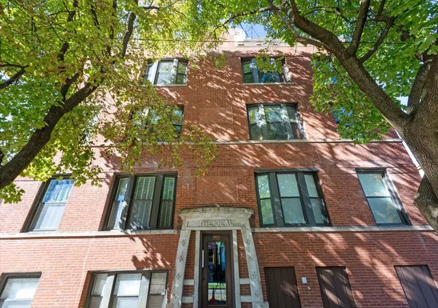 Condo for sale at 2900 N Troy St #A3, Chicago, IL 60618 | MLS# 12789170