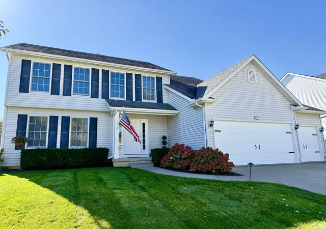 Photo 1 of Single family home for sale at 1127 Meadowview Ln, Davenport, IA 52806 | MLS# 12789172 | Listing updated on 2026-10-22
