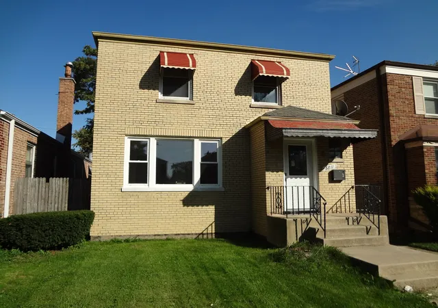 Photo 1 of Single family home for sale at 8811 S Constance Ave, Chicago, IL 60617 | MLS# 12789176 | Listing updated on 2026-10-20