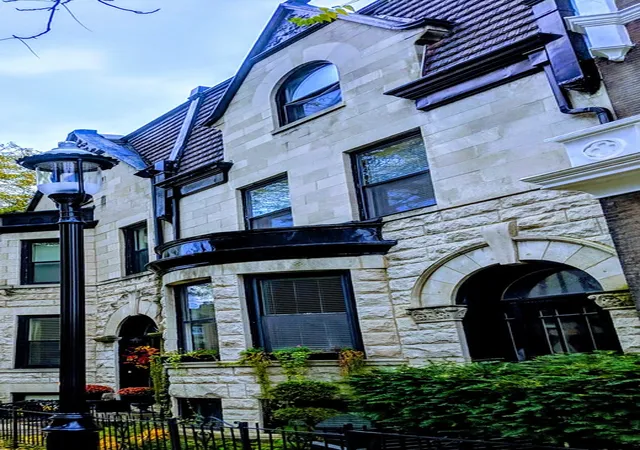 Photo 1 of Single family home for sale at 3823 N Alta Vista Ter, Chicago, IL 60613 | MLS# 12789177 | Listing updated on 2026-10-20