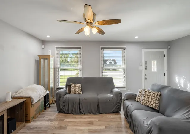 Photo 2 of Single family home for sale at 18811 Cicero Ave, Country Club Hills, IL 60478 | MLS# 12789181 | Listing updated on 2026-10-20