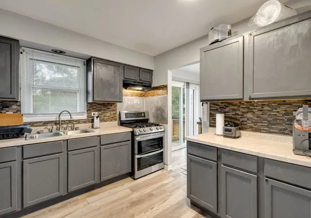 Photo 3 of Single family home for sale at 18811 Cicero Ave, Country Club Hills, IL 60478 | MLS# 12789181 | Listing updated on 2026-10-20