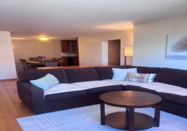 Photo 2 of Condo for sale at 6300 N Sheridan Rd #717, Chicago, IL 60660 | MLS# 12789228 | Listing updated on 2026-10-20