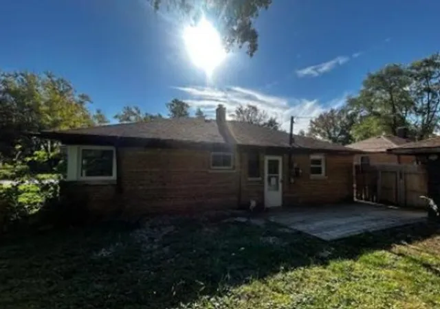 Photo 4 of Single family home for sale at 332 Neola St, Park Forest, IL 60466 | MLS# 12789252 | Listing updated on 2026-10-20