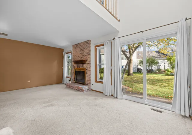Photo 3 of Townhouse for sale at 1951 N Charter Point Dr, Arlington Heights, IL 60004 | MLS# 12789258 | Listing updated on 2026-10-30