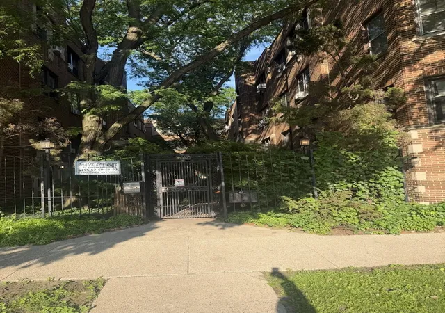Photo 1 of Condo for sale at 5463 S Ingleside Ave #3W, Chicago, IL 60615 | MLS# 12789275 | Listing updated on 2026-10-20