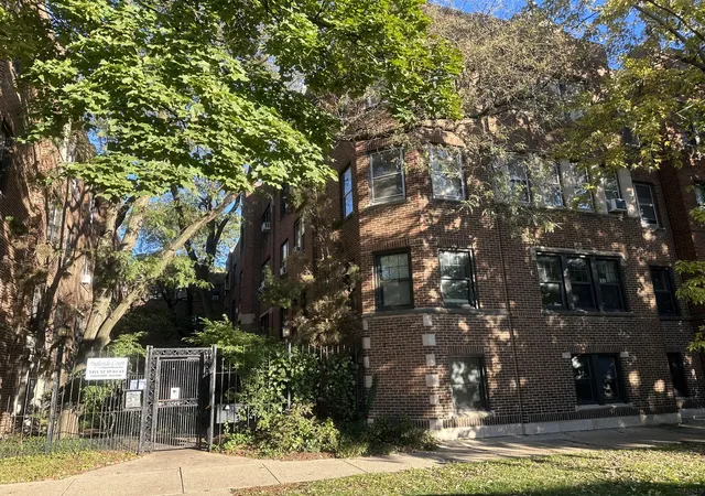 Condo for sale at 5463 S Ingleside Ave #3W, Chicago, IL 60615 | MLS# 12789275