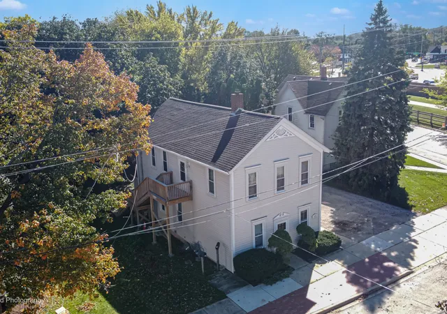 Photo 3 of Multi family home for sale at 327 Jefferson St, Algonquin, IL 60102 | MLS# 12789297 | Listing updated on 2026-10-20