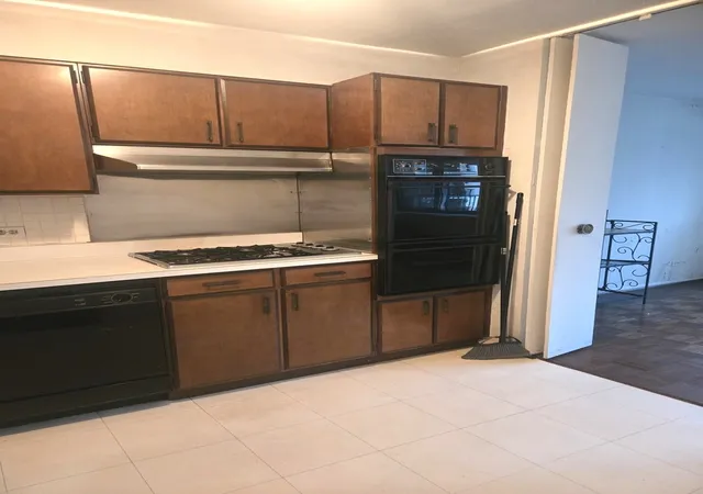 Photo 3 of Condo for sale at 400 E Randolph St #2218, Chicago, IL 60601 | MLS# 12789344 | Listing updated on 2026-10-22