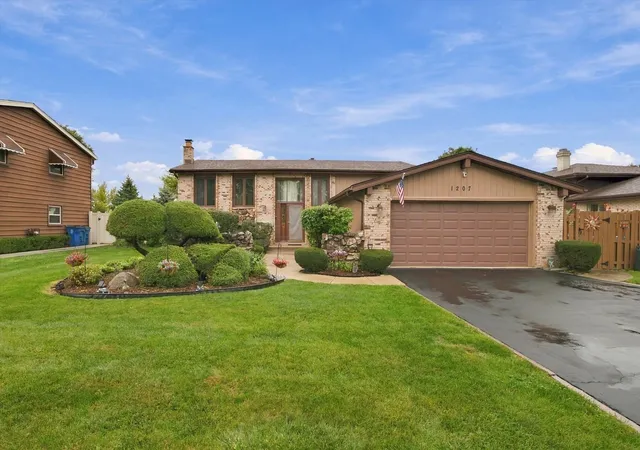 Single family home for sale at 1207 N Fischer Dr, Addison, IL 60101 | MLS# 12789345