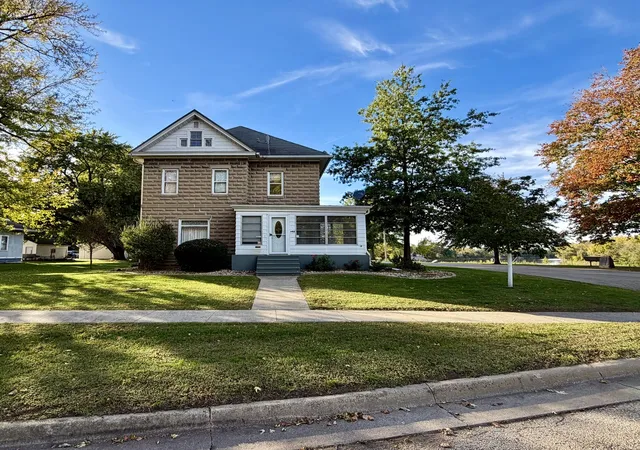 Photo 1 of Single family home for sale at 102 Park Ave, Prophetstown, IL 61277 | MLS# 12789354 | Listing updated on 2026-10-25