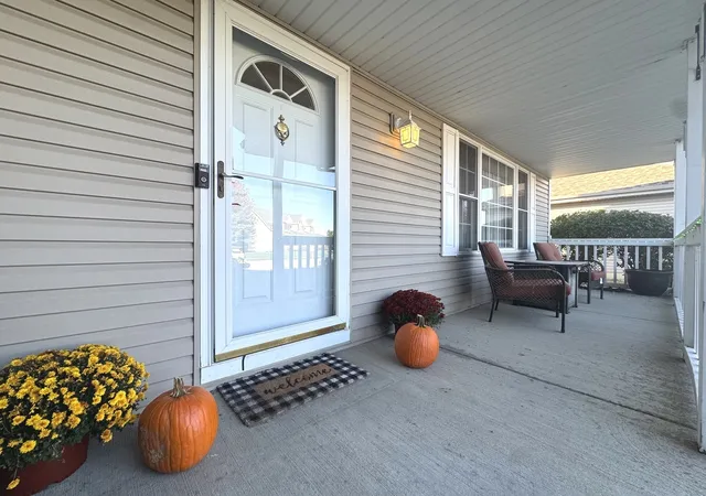 Photo 3 of Single family home for sale at 1949 Claire Dr, Bourbonnais, IL 60914 | MLS# 12789360 | Listing updated on 2026-10-22