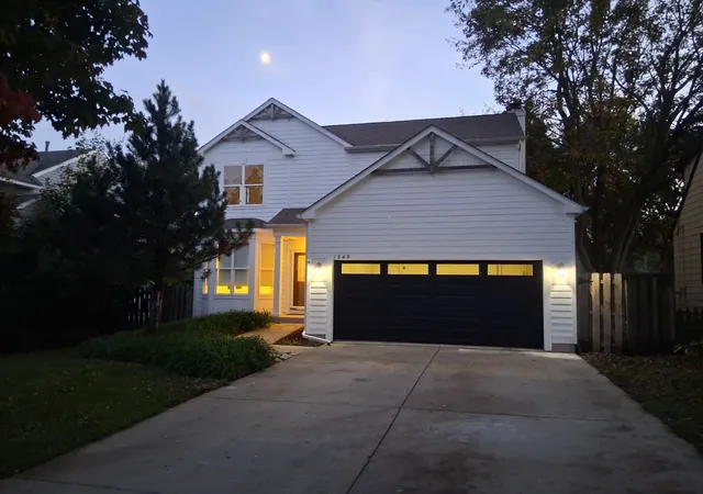 Photo 1 of Single family home for sale at 1345 Gardina Vista St, Crystal Lake, IL 60014 | MLS# 12789365 | Listing updated on 2026-10-21