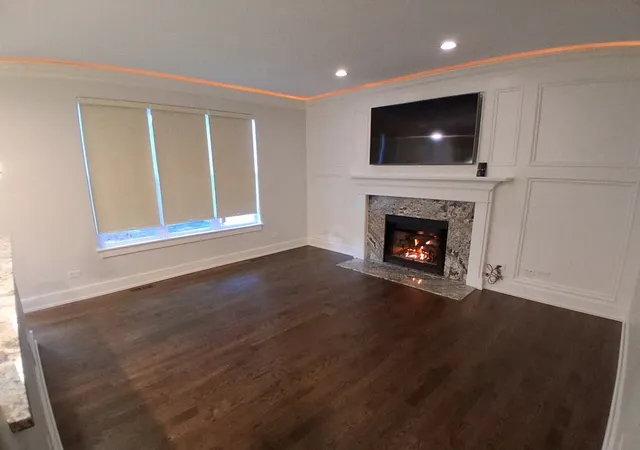 Photo 4 of Single family home for sale at 1345 Gardina Vista St, Crystal Lake, IL 60014 | MLS# 12789365 | Listing updated on 2026-10-21
